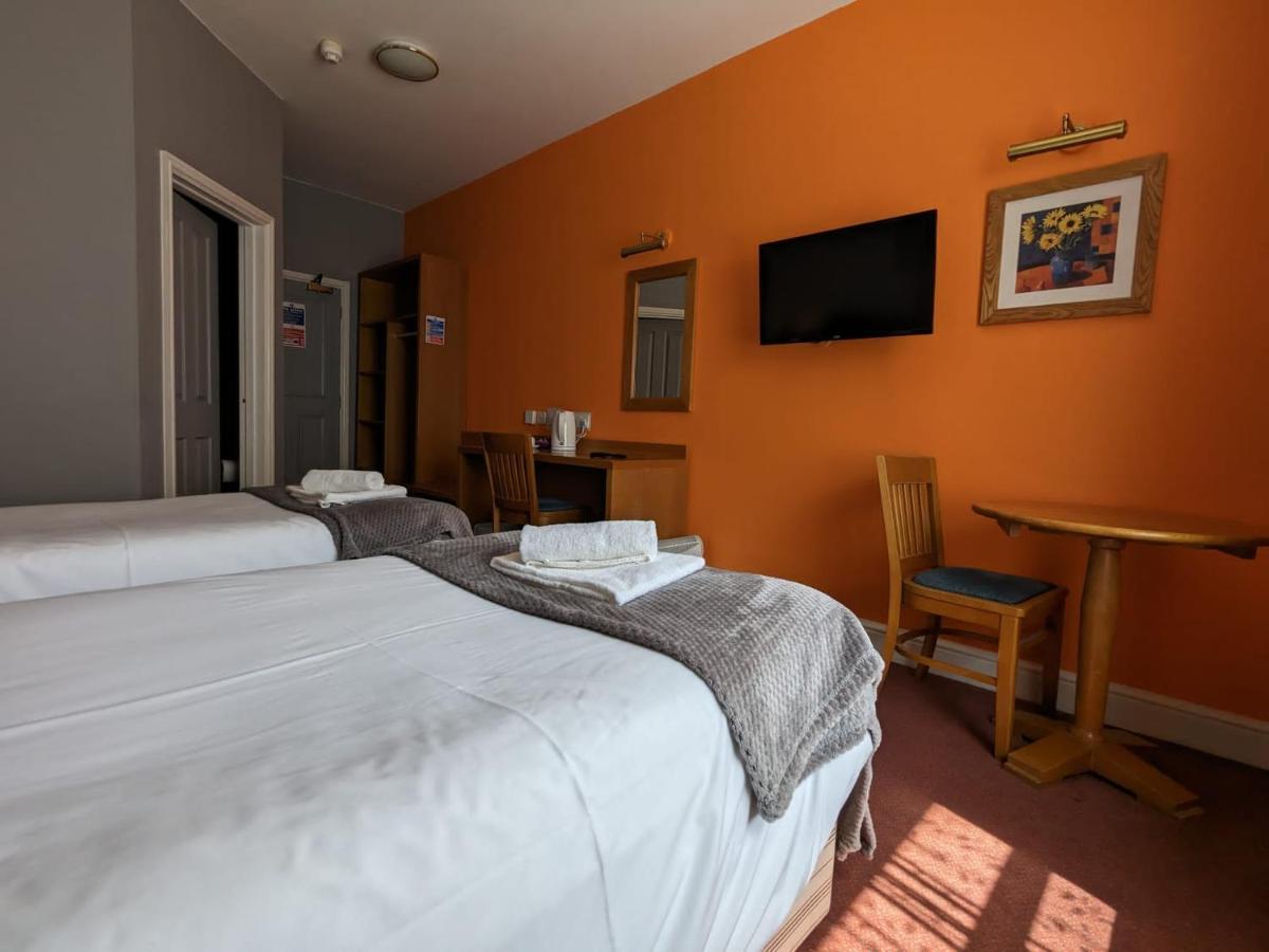 Hotel The Earl Of Derby CBG Esterno foto